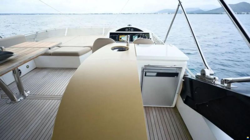 Sunseeker Manhattan 73