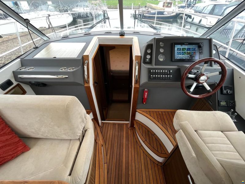 Saga 385