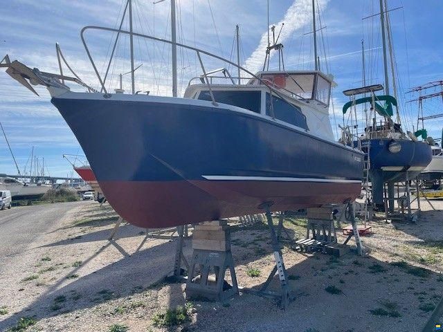 CN Plasti Bateaux Vega 720