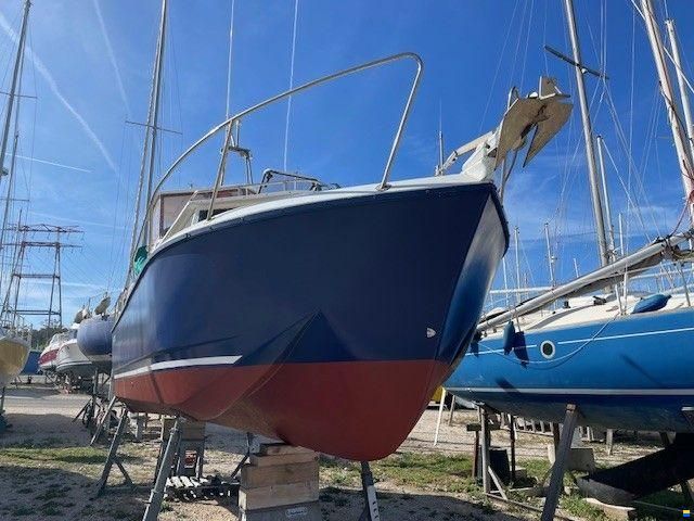 CN Plasti Bateaux Vega 720