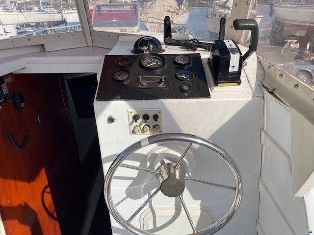 CN Plasti Bateaux Vega 720