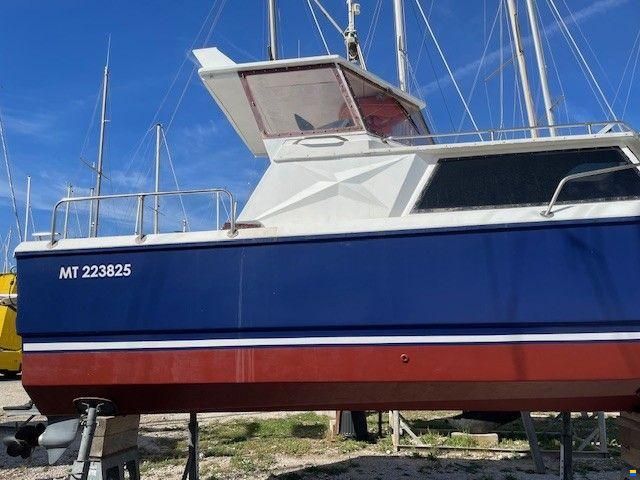 CN Plasti Bateaux Vega 720