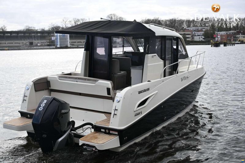 Quicksilver Activ 905 Weekend