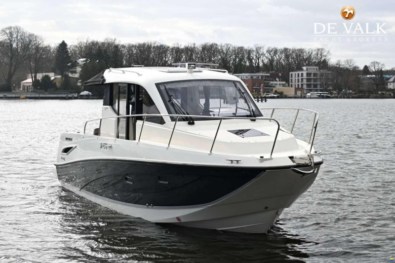 Quicksilver Activ 905 Weekend