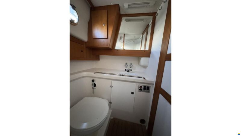 Nimbus 380 COMMANDER
