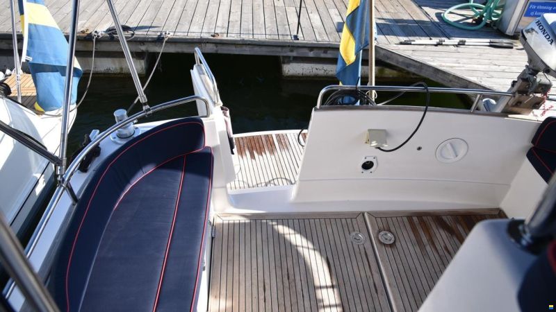 Nimbus 380 COMMANDER