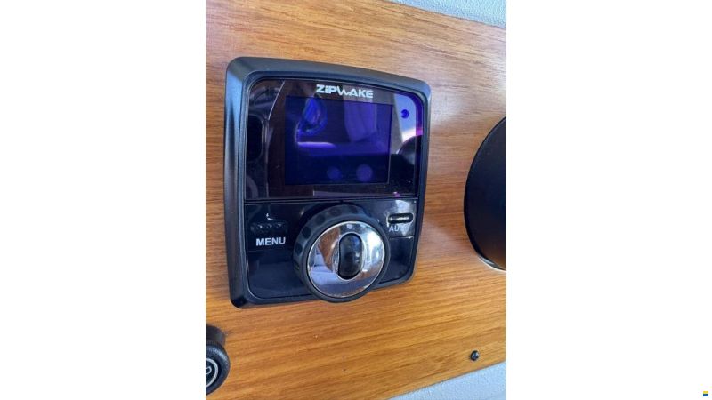 Nimbus 380 COMMANDER