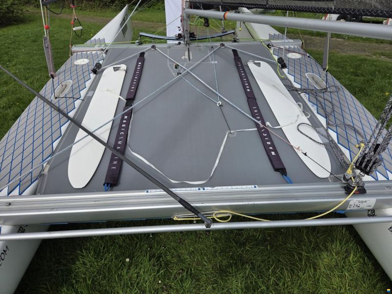 F18 Capricorn AHPC Goodall Cat