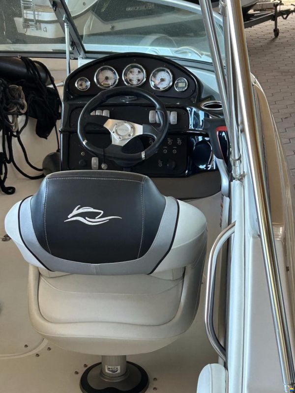 Rinker Captiva 196 BR