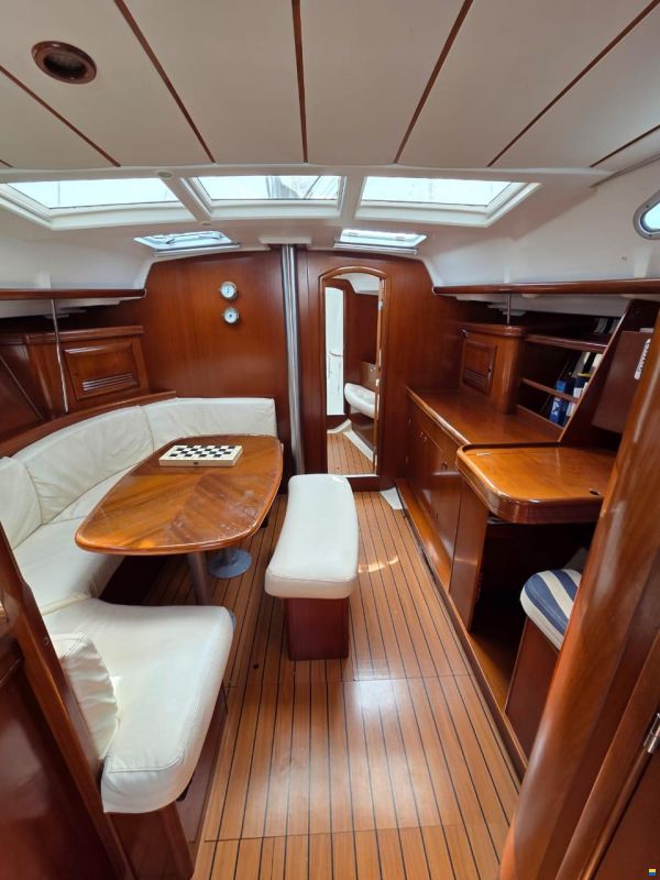 Beneteau Oceanis Clipper 393