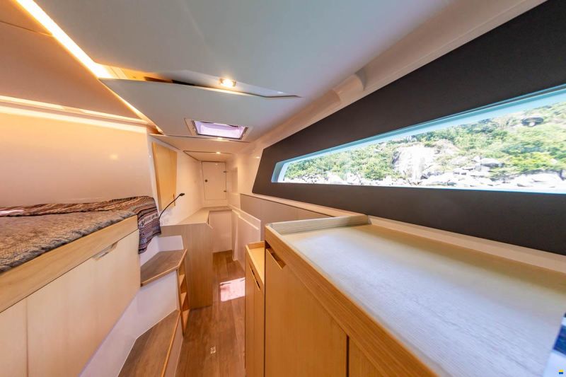 Seawind 1370
