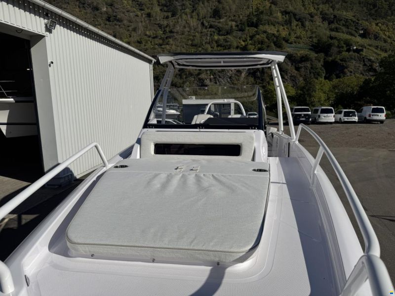 Axopar 25 Cross-Top