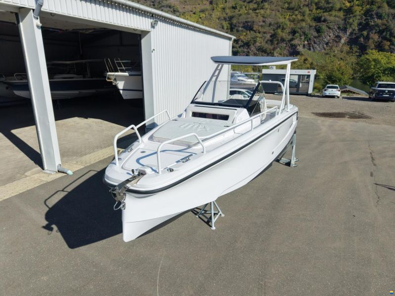 Axopar 25 Cross-Top