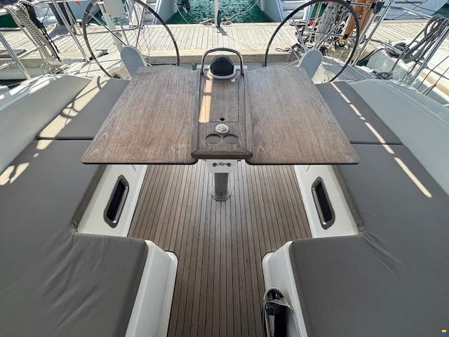 Bavaria CRUISER 51