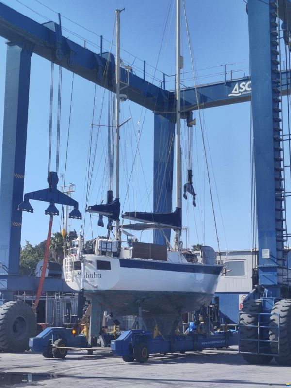 Oyster Mariner 35 Ketch