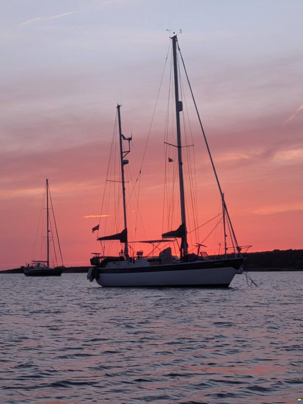 Oyster Mariner 35 Ketch
