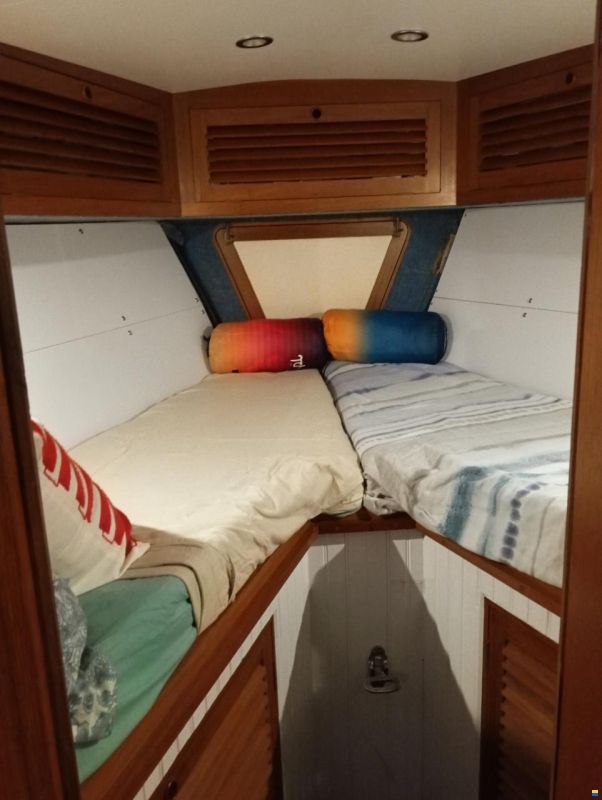 Oyster Mariner 35 Ketch