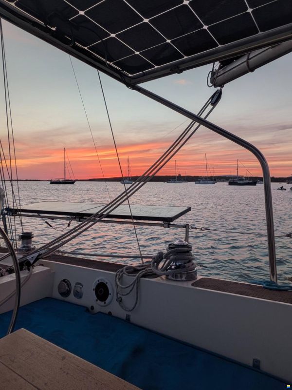 Oyster Mariner 35 Ketch