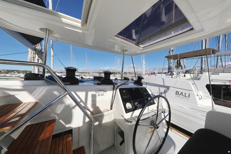 Lagoon 450S