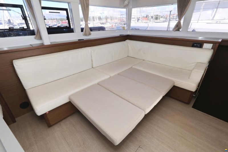 Lagoon 450S