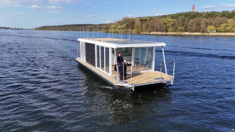 Hartmann Boote Waterlounge 13