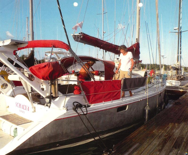 Alubat Ovni 395