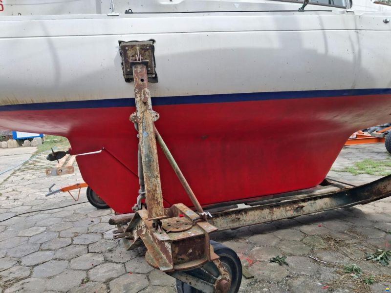 Albin Vega 27
