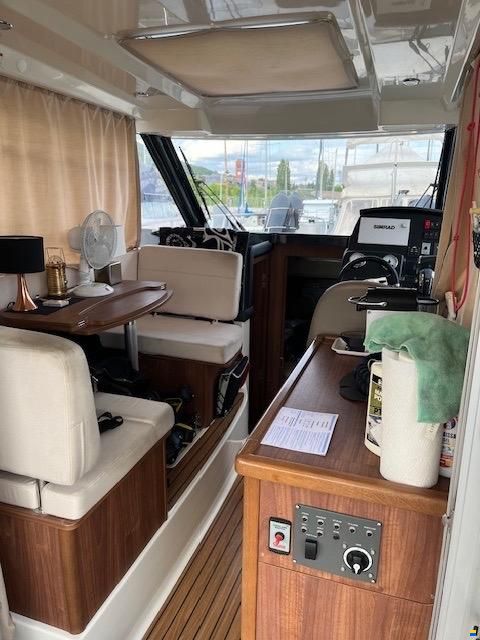 Quicksilver Activ 855 Cruiser