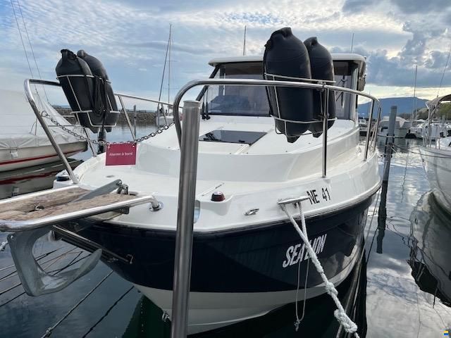 Quicksilver Activ 855 Cruiser