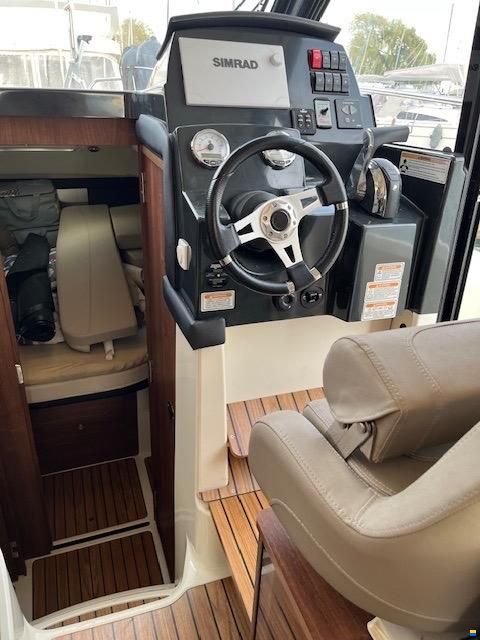 Quicksilver Activ 855 Cruiser