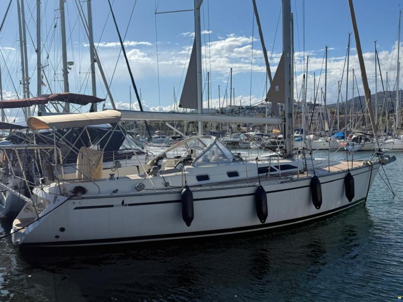Bavaria Lagoon 390