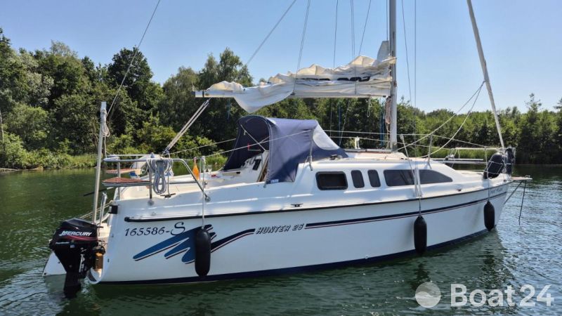 Hunter 26