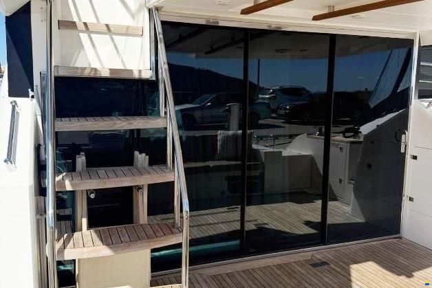 Fairline Squadron 58
