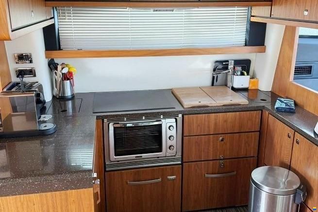 Fairline Squadron 58