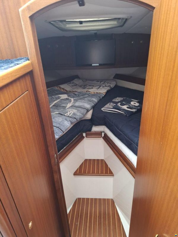 Sportcruiser Galeon Flybridge 280