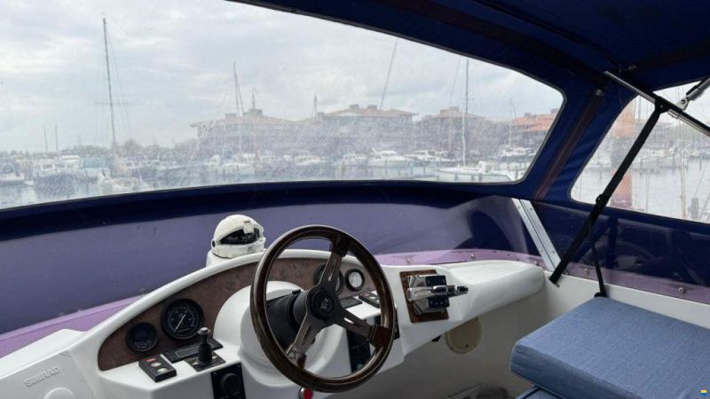 Sportcruiser Galeon Flybridge 280