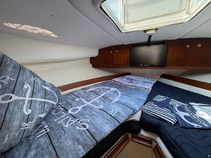 Sportcruiser Galeon Flybridge 280