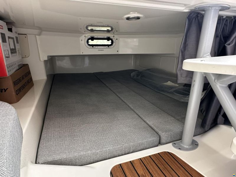 Quicksilver 805 Cruiser