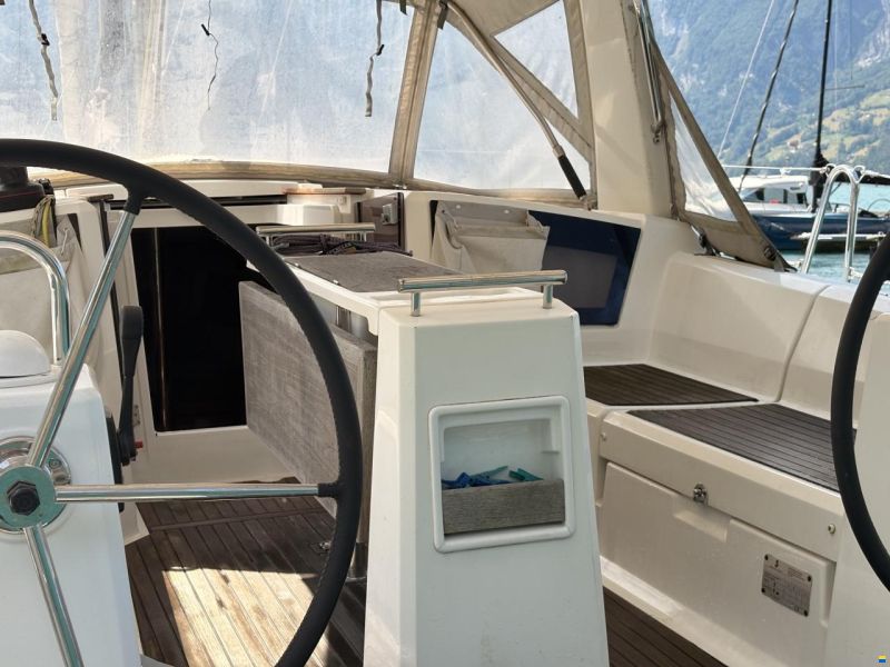 Beneteau Oceanis 35 Weekender