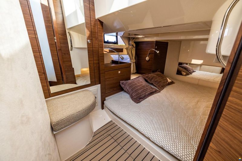 Marex 310 Sun Cruiser