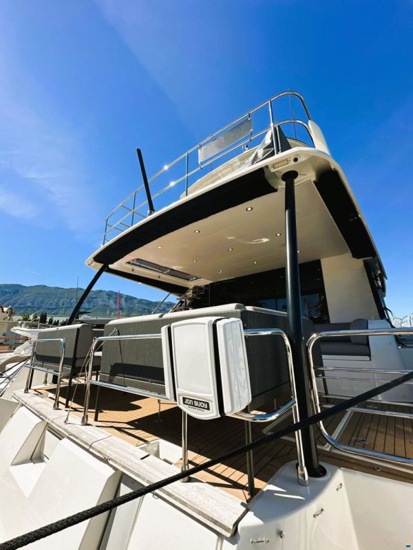 Prestige M48