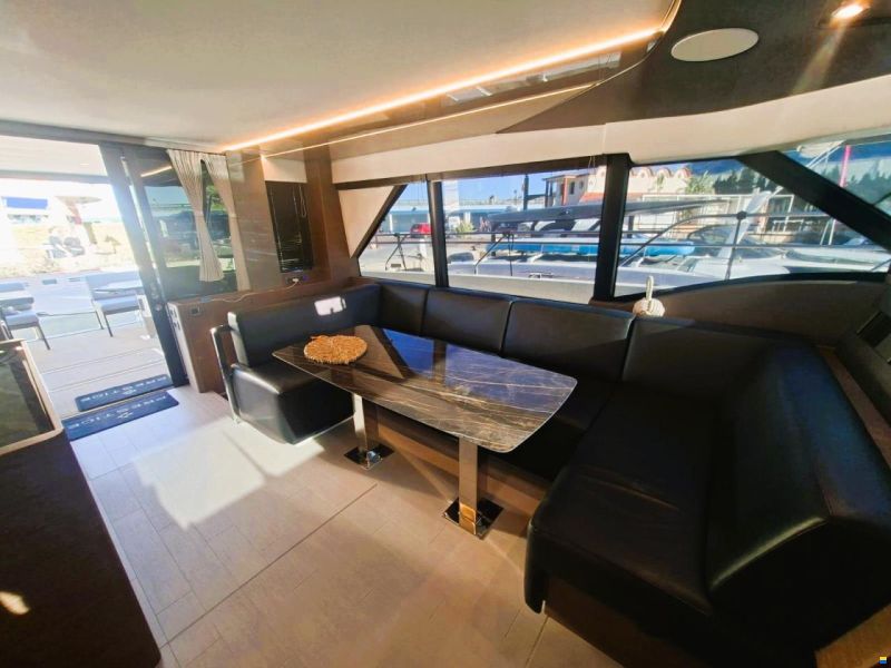 Prestige M48