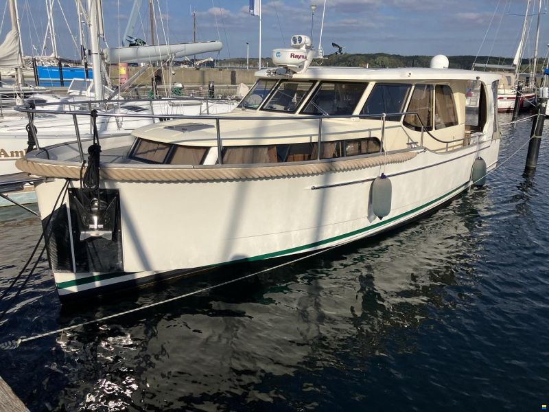 Seaway Greenline 33 Hybrid