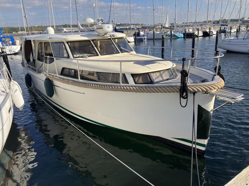 Seaway Greenline 33 Hybrid