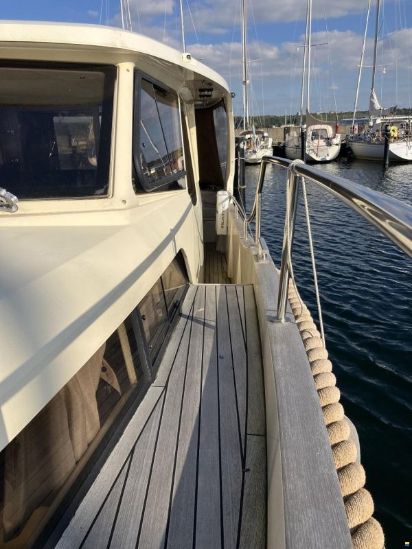 Seaway Greenline 33 Hybrid