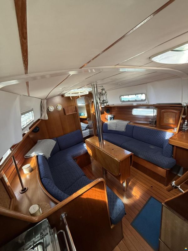 Beneteau Oceanis 36CC