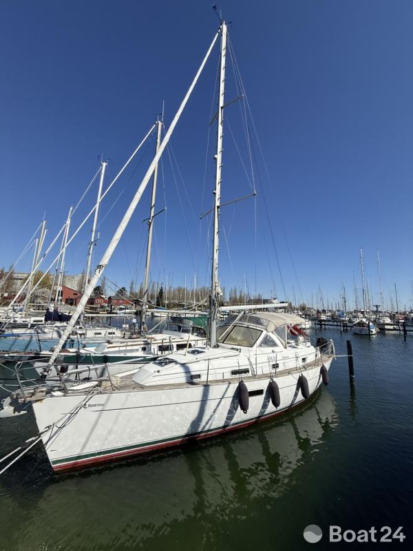 Beneteau Oceanis 36CC