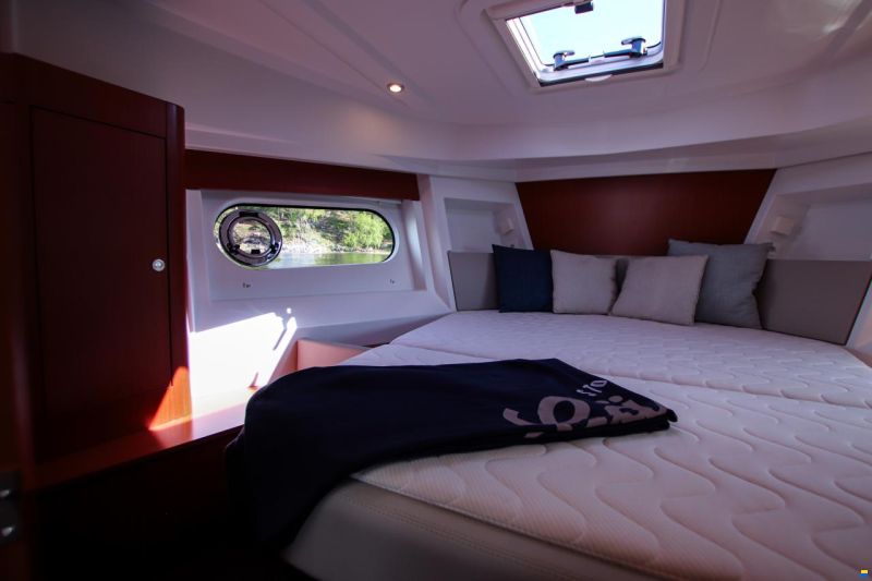 Beneteau Swift Trawler 30