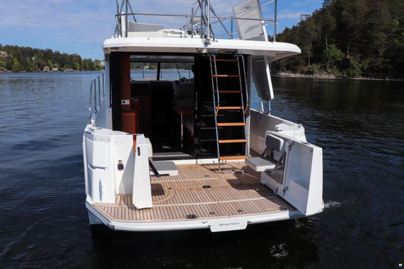 Beneteau Swift Trawler 30