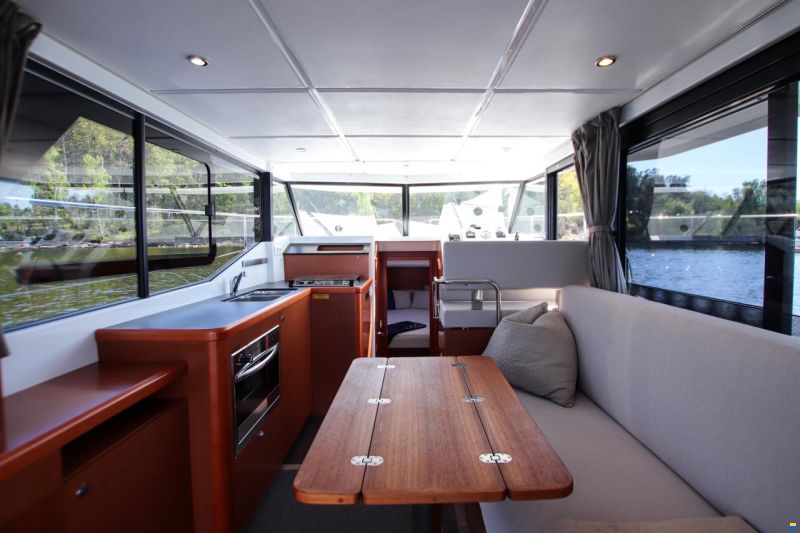 Beneteau Swift Trawler 30